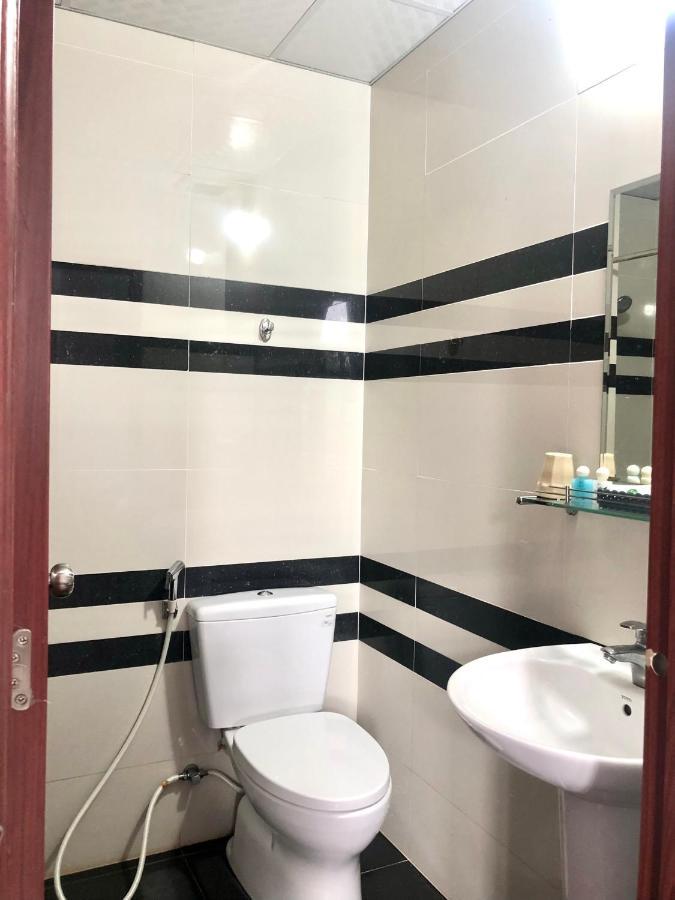Green Ville Hotel Dong Nai Dau Giay Ngoại thất bức ảnh
